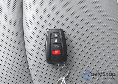 2023 Toyota Rav4 Limited z USA, uszkodzony, nr VIN 2T3N1RFV4PC391784